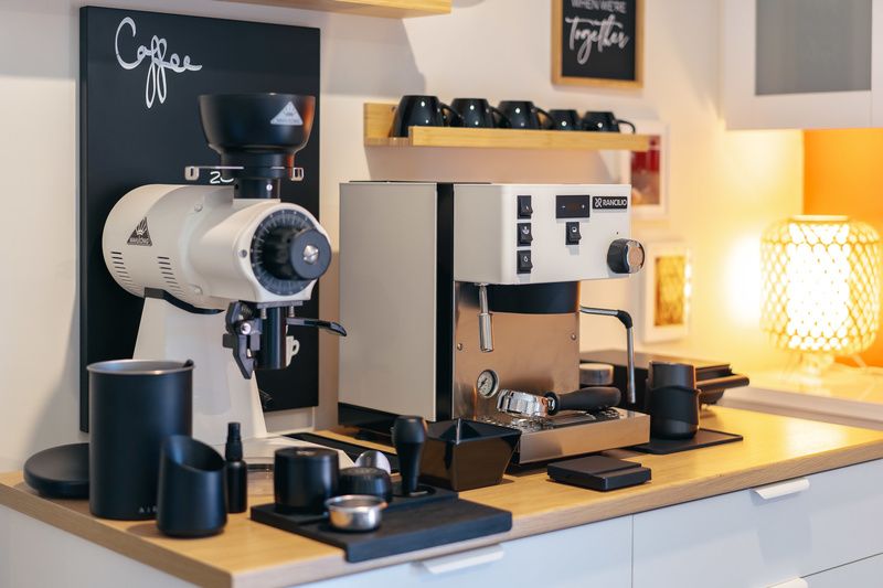 Stylish Studio Living in Prime Location