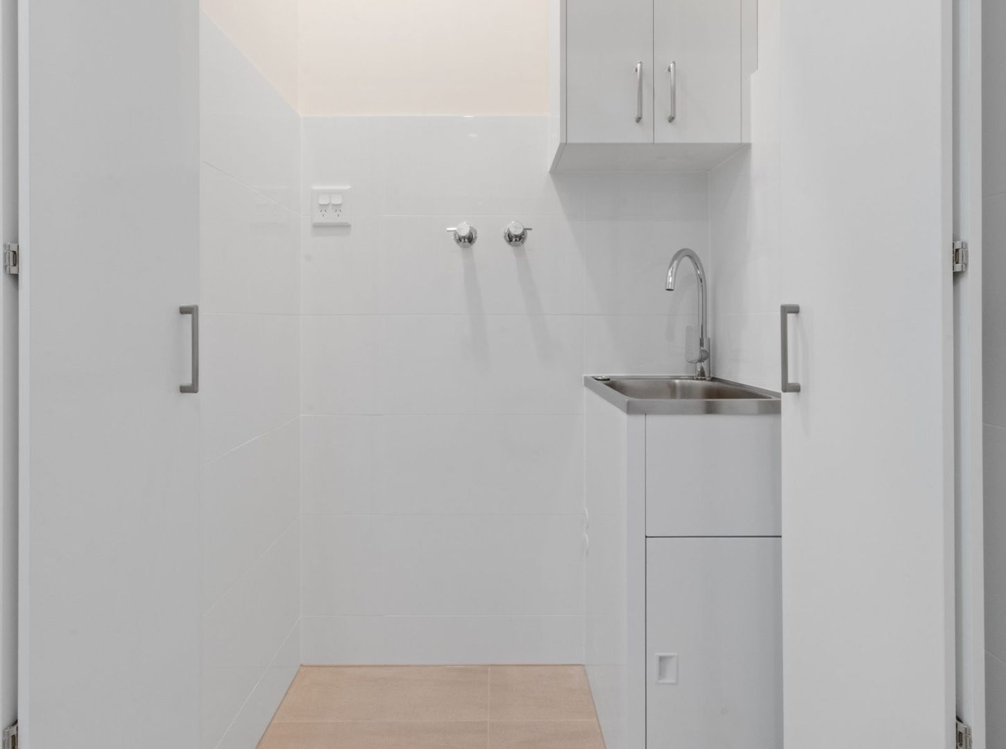 Spacious and bright two-bedroom apartment