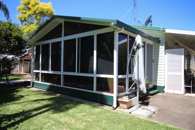 Tweed Broadwater Village, an Over 50’s Pet Friendly Lifestyle Village. 