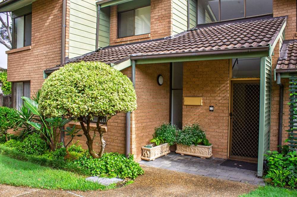 Spacious 2-bedroom apartment for over 65s