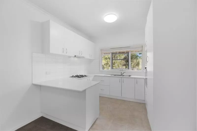 Spacious Modern Living - Peaceful Surrounds