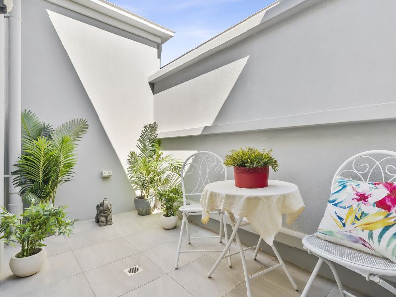 Site 84 - Established Avoca