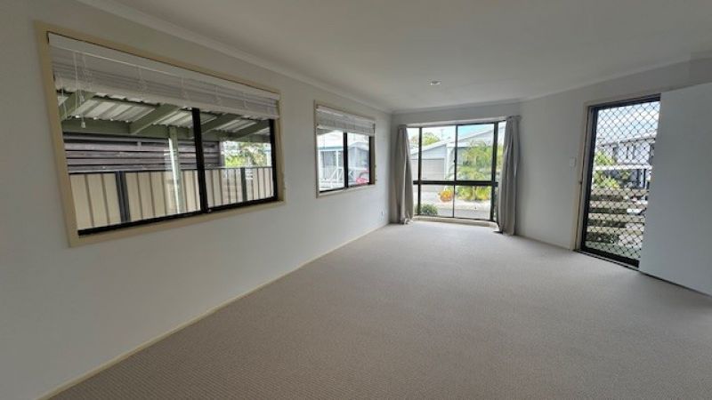 Offers Over $550,000