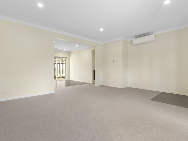 Elegant Three-Bedroom Villa Opposite the Community Centre