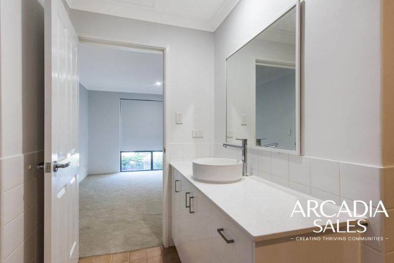 3X1 - Fully Refurbished Kitchen - Priced to Sell!!!