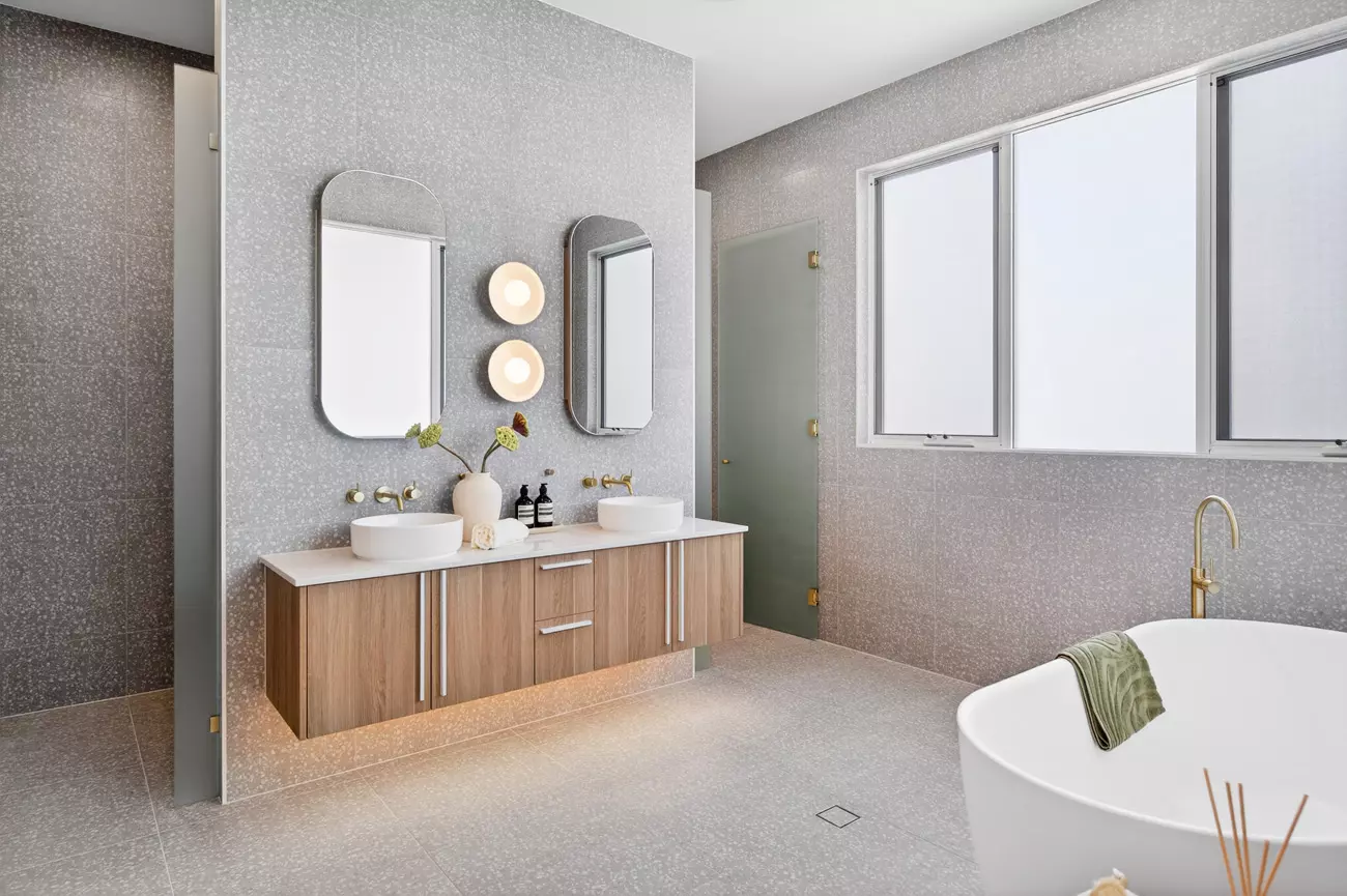 Avondale Type 2 by Palm Lake Resort Pelican Waters