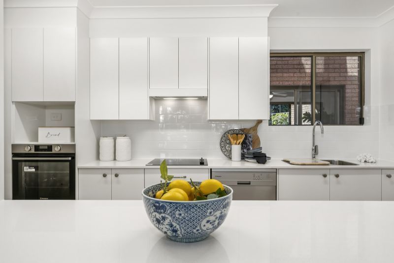 Refurbished large 2-bedroom unit with 4 outdoor spaces