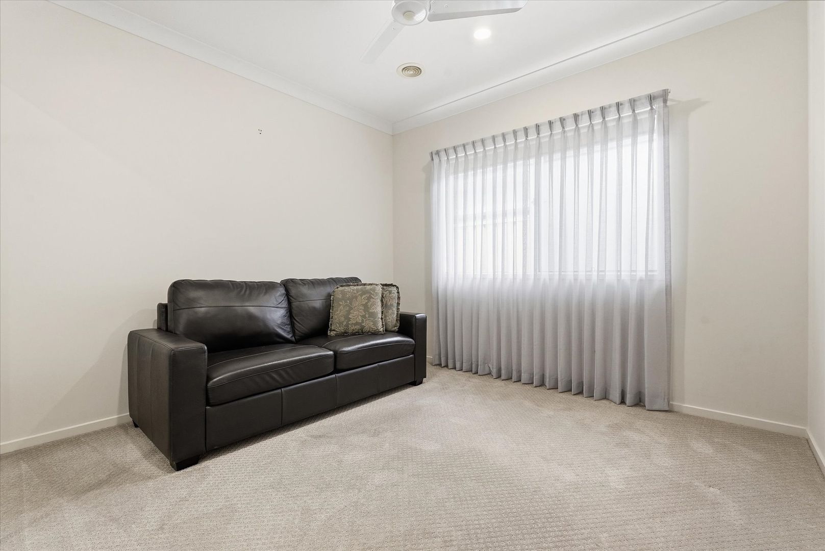 Home 12 Palm Lake Resort Truganina