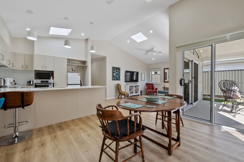 Quiet & Comfortable Living - Relax & Enjoy!