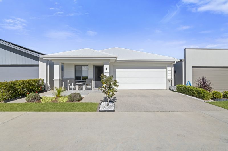 Site 43 - Established Kalbar