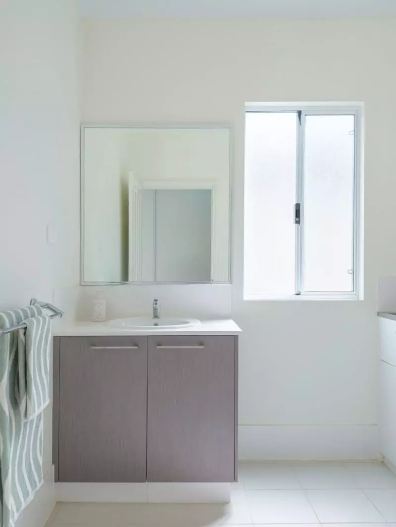 Open plan living outlook over the golf course and surrounding farmland