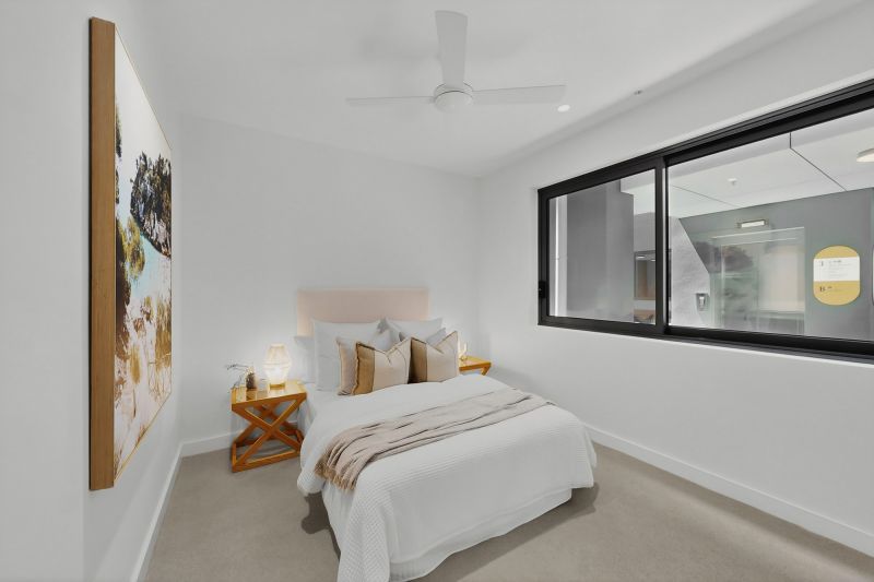 Coastal Apartment with Resort‑Style Amenities
