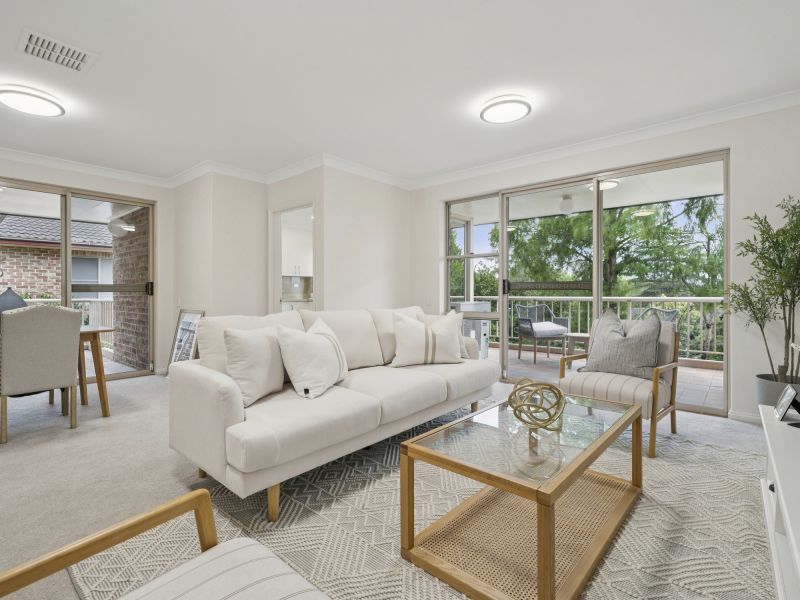 Light-filled villa with stunning bush view