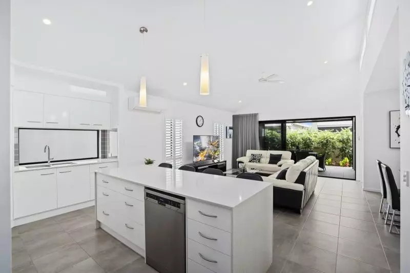 Site 147 - Established Atoll