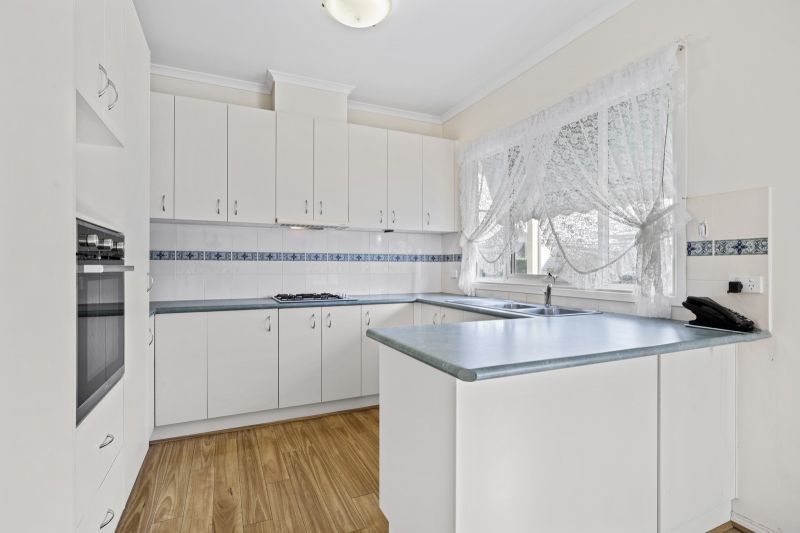 Neat, Tidy & Brimming with Charm!