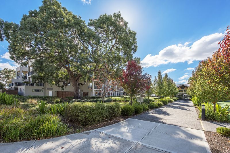 Freshly renovated two bedroom retreat in prime location in Arilla Village