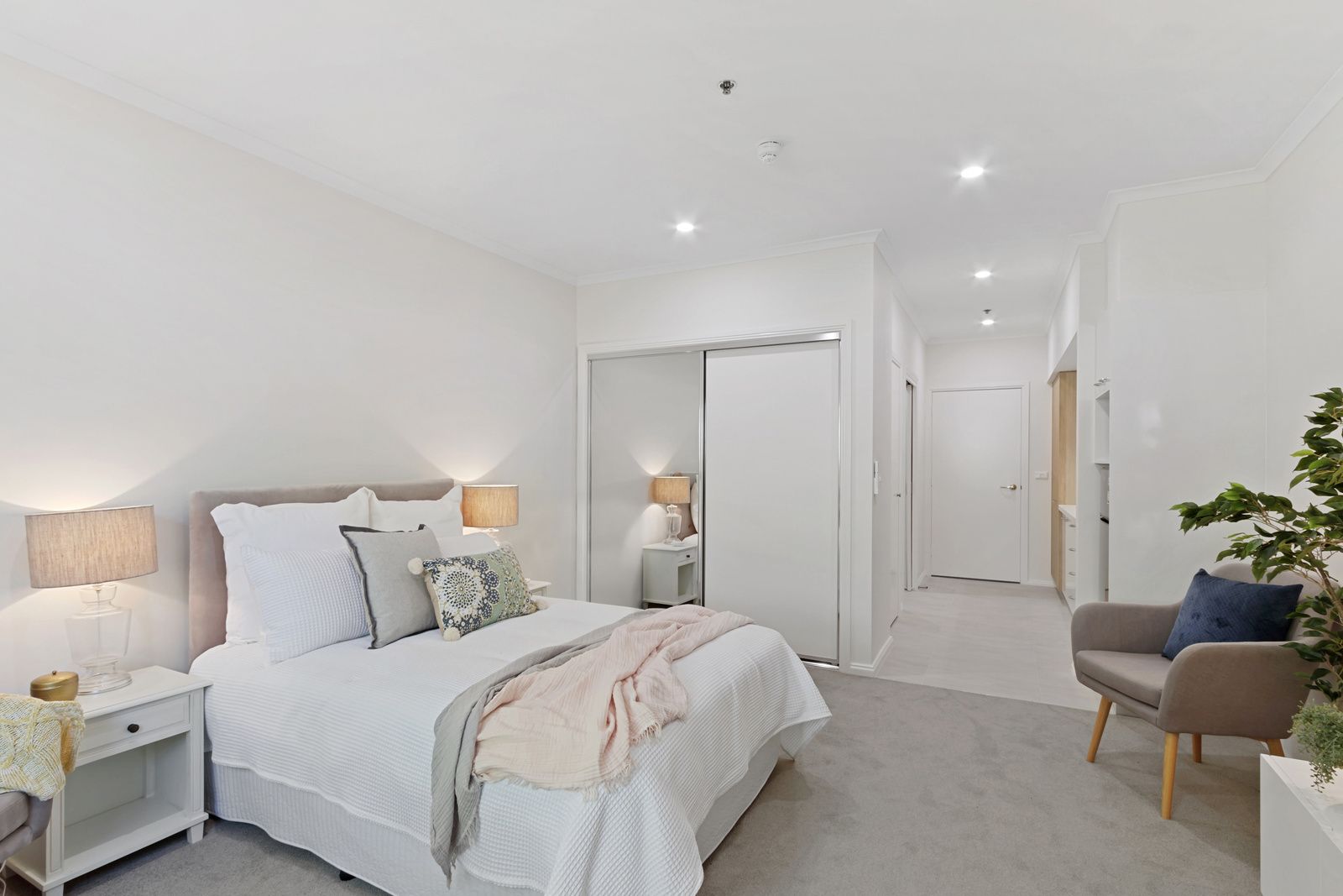 Beautifully presented apartment - perfect for your retirement!
