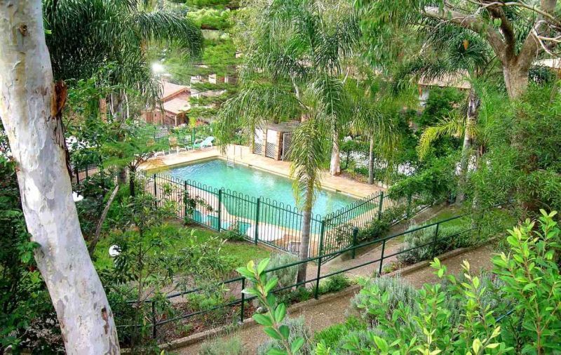 Ready to move in - Renovated serviced studio apartment - independent retirement living, Northern Beaches