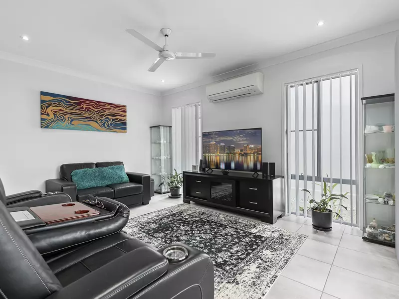 Low Maintenance Living in Exclusive Community