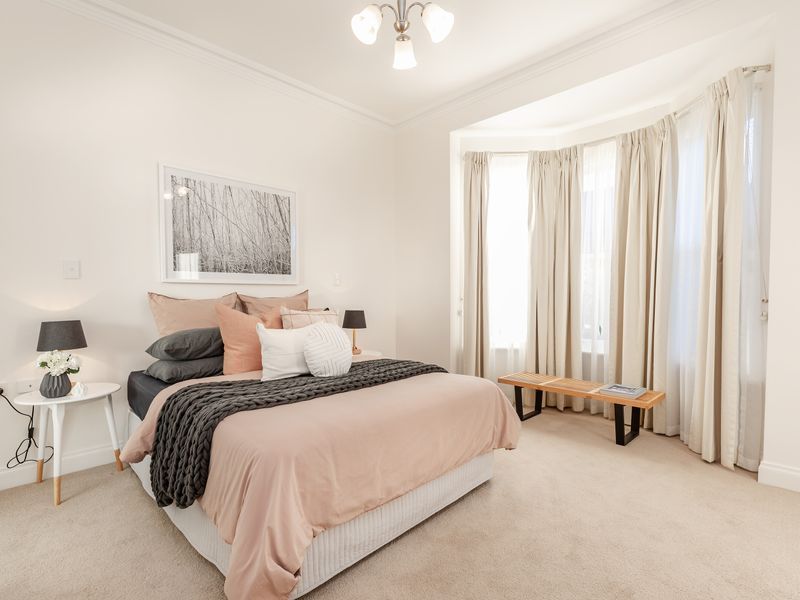 Live in style and prestige by the sea!