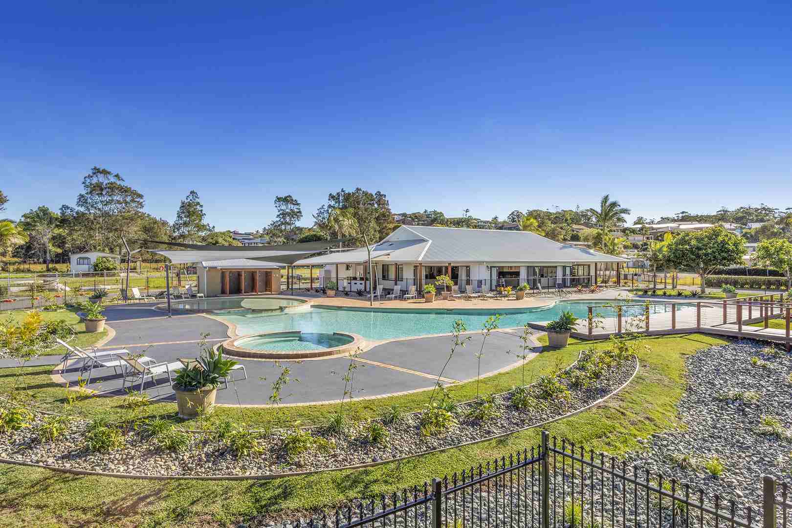 Beachfront Over 50s living Hallidays Point