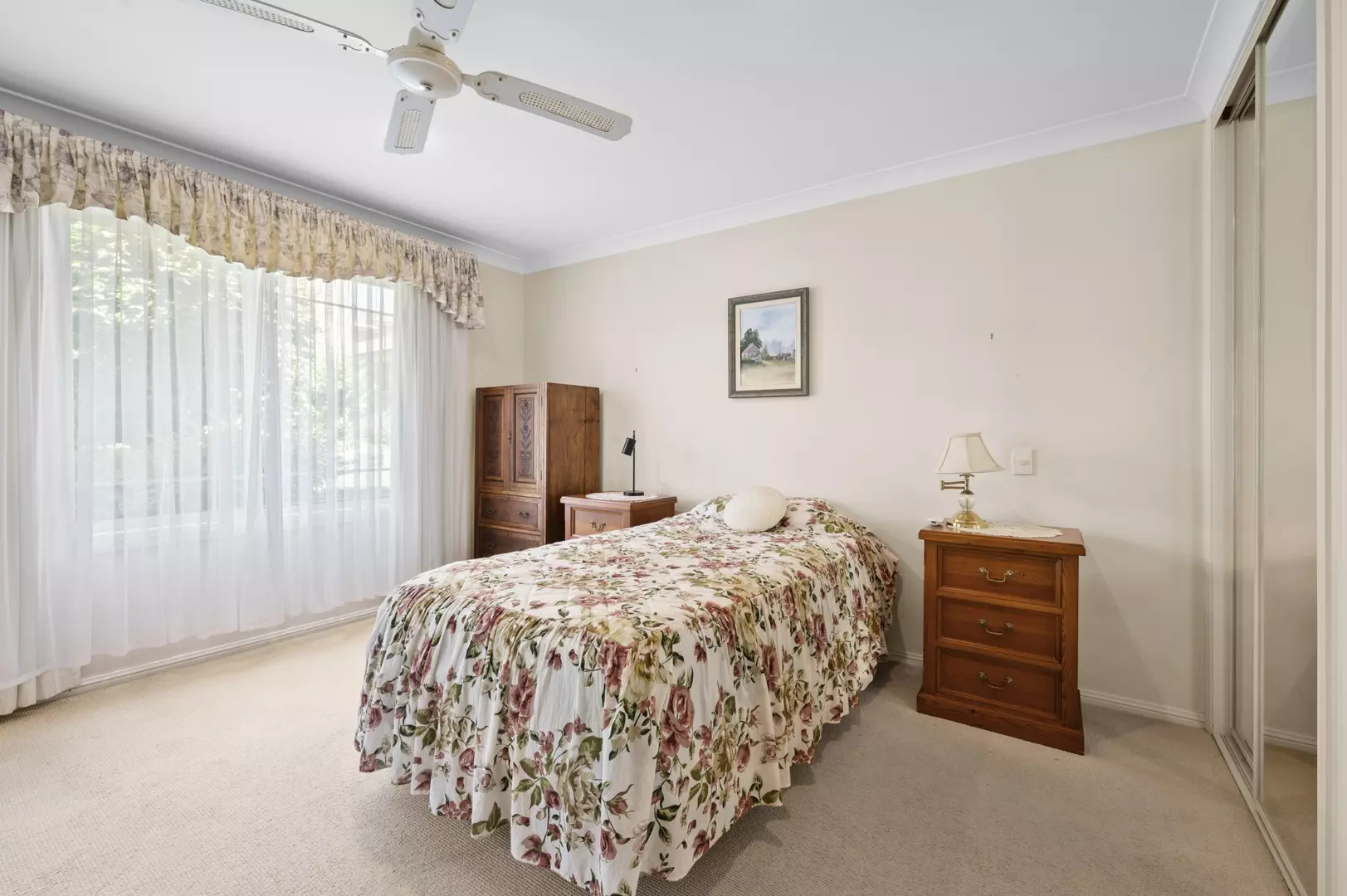 Two-Bedroom Unit With Garage in Prime Location