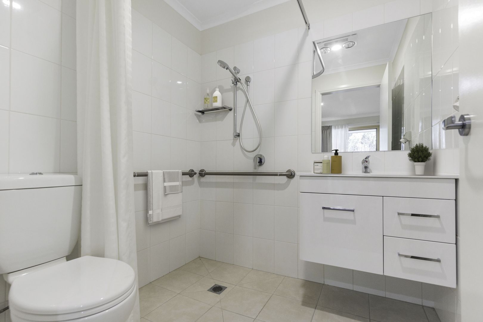 Discover Riverina Gums Serviced Apartments 