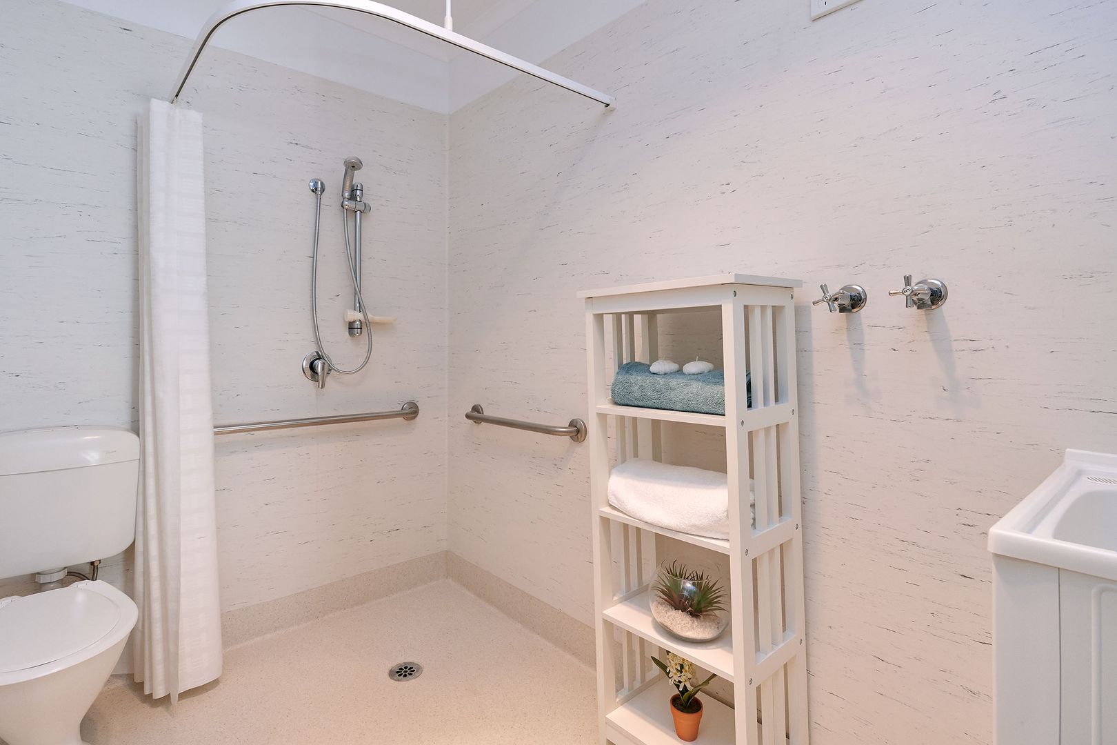 1 Bedroom Unit in Over 55s Village