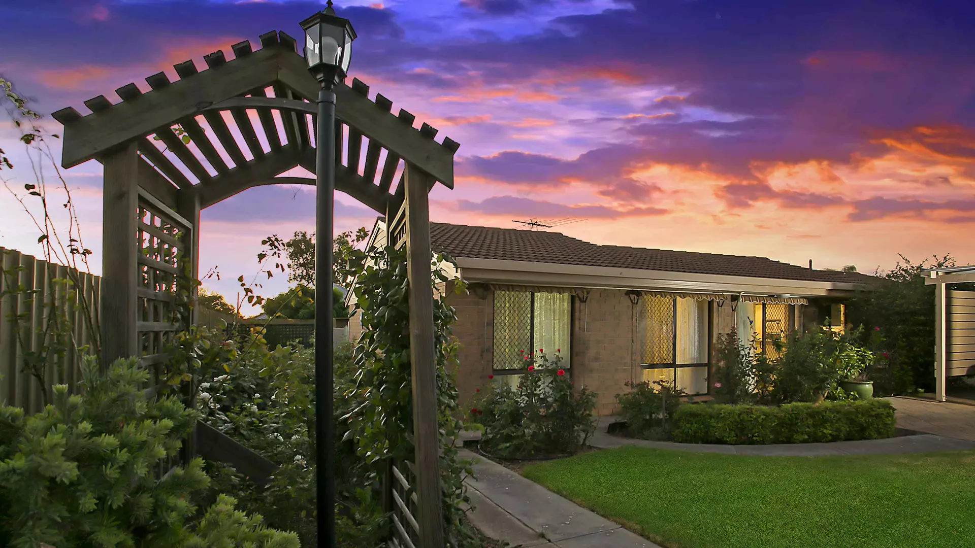 Resthaven ‘Glynde Lodge’ Retirement Living offers 81 charming and low-maintenance units, set amongst beautifully maintained grounds.