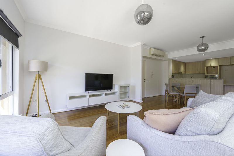 Parkside Apartment with Spacious Layout and Private Patio