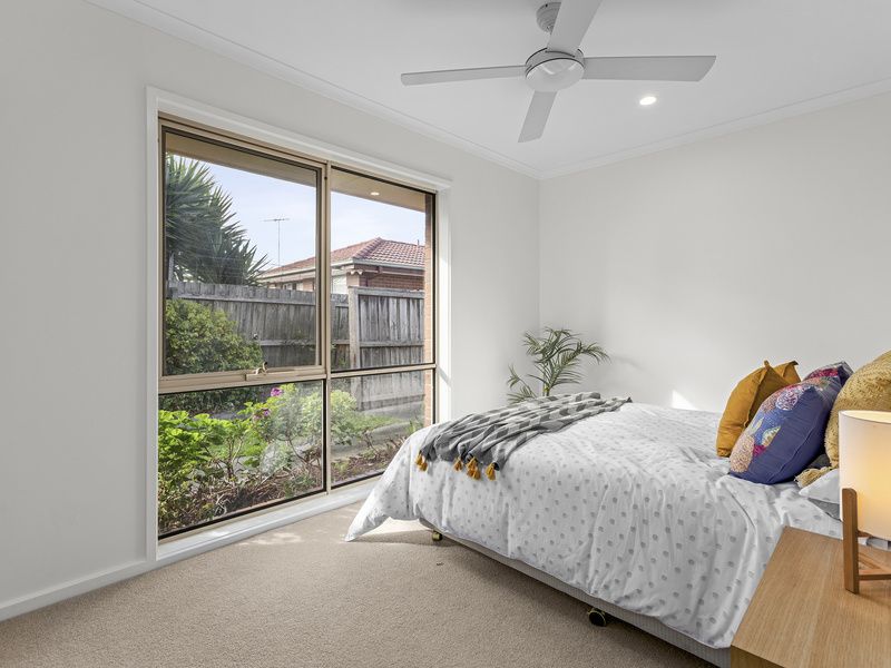 Beautifully presented Unit with Space to Unwind