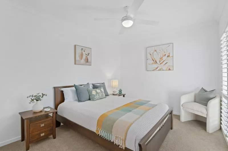 Site 153 - Established Kalbar