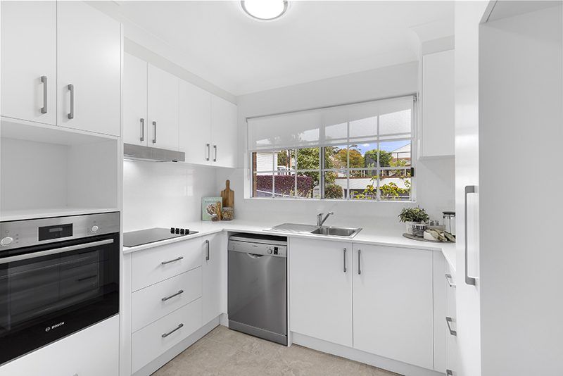 Beautifully renovated, sun-filled unit close to the main Clubhouse and amenities