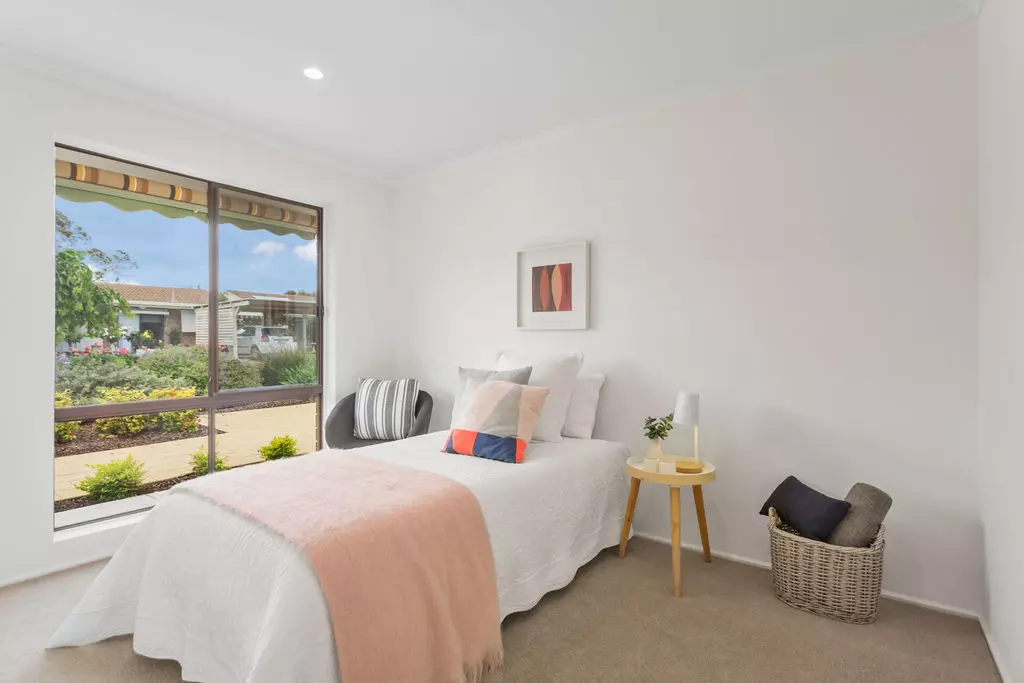 Recently renovated, this 2-bedroom retirement unit with carport is set within beautifully maintained grounds, just moments from the vibrant Adelaide CBD.
