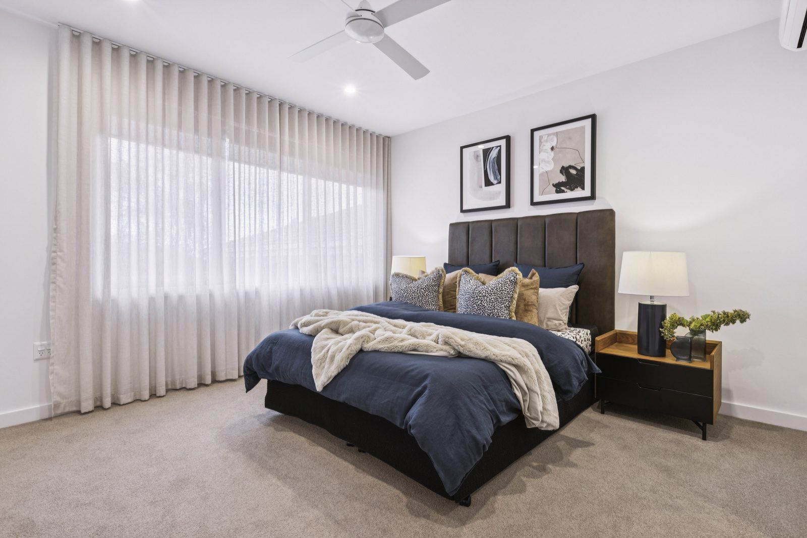 Generously sized first floor 2-bedroom apartment