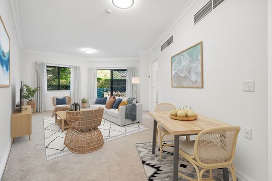 Spacious ground-floor, one-bedroom apartment