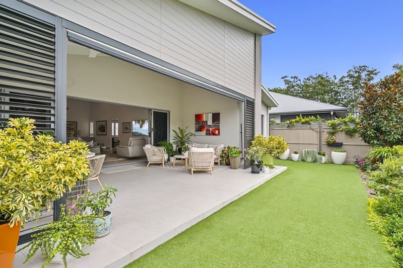 Exquisite Lakeside Property