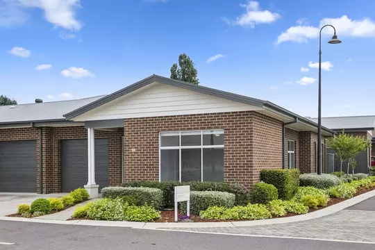 Corner Villa with North-Facing Garden and Fresh Updates