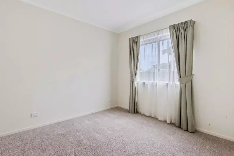 Move-In Today and Enjoy Lakeside Living