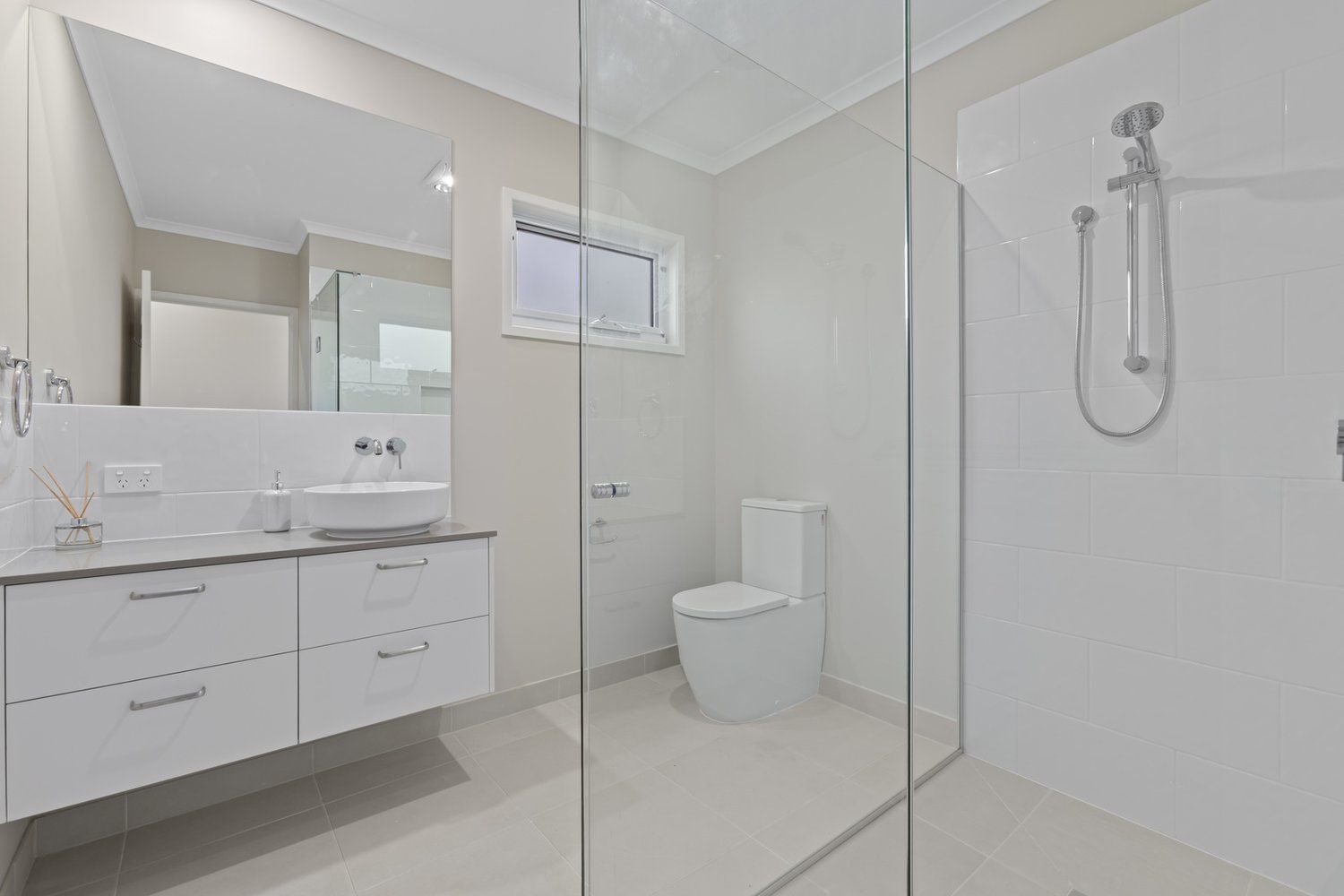 Desirable Location  – Space, Privacy and Comfort