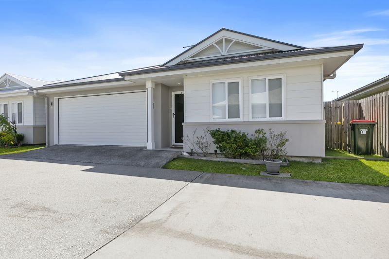 Quiet Two Bedroom + Study – Great Alfresco & Close to Clubhouse