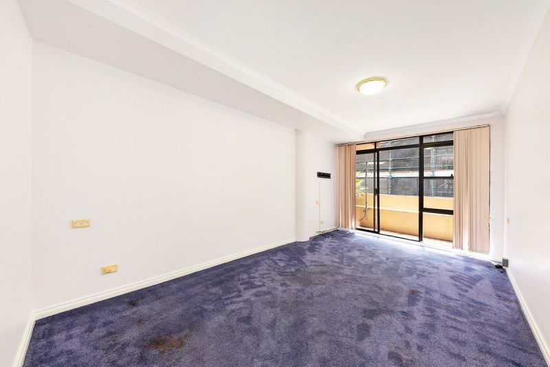 Beautiful 1 Bedroom unit on the 1st floor