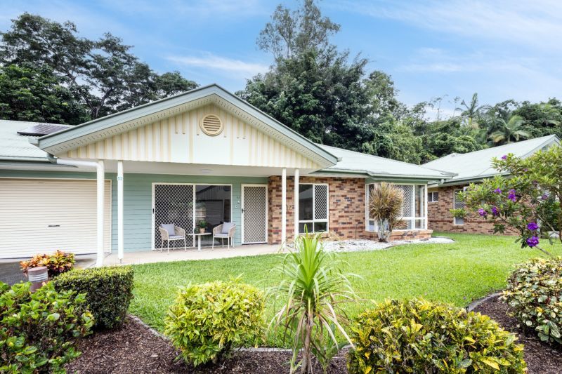 Great sized two-bedroom villa with large outdoor patio