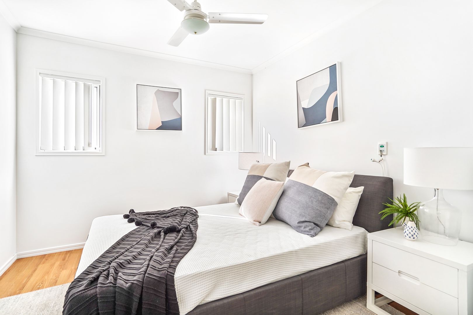 Modern & spacious one bedroom self-contained apartment