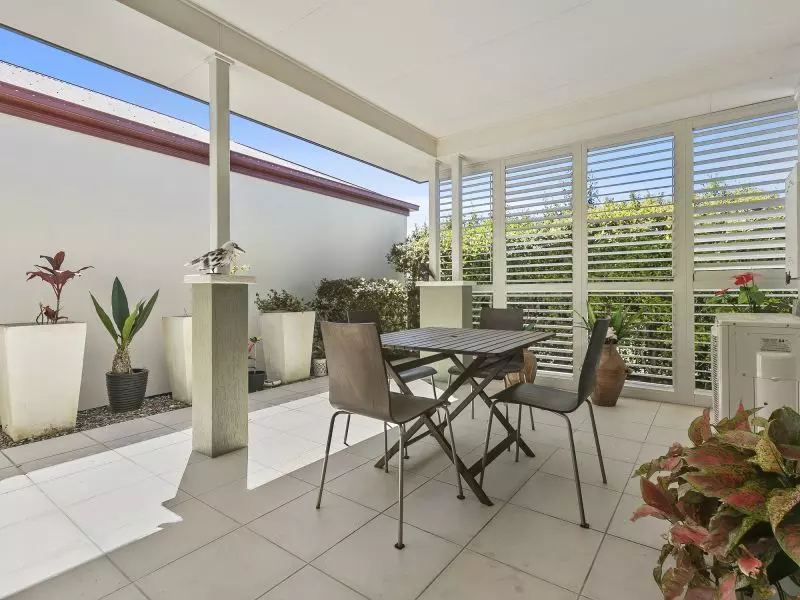 Site 11 - Established Special