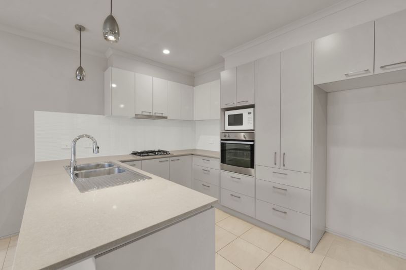 Lifestyle Communities Lyndarum - Clubhouse amenities within a minute’s walk