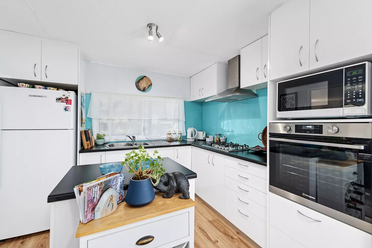 UNDER CONTRACT - DEPOSIT TAKEN - Gumtrees and Gardens outlook - Shaded Veranda - Superb Presentation