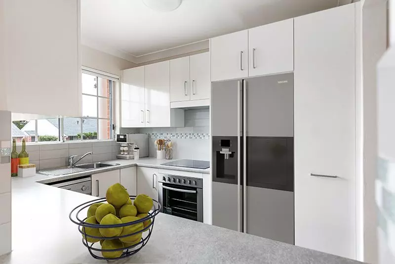 Immaculately maintained 3 bedroom unit with modern look overlooking stunning gardens