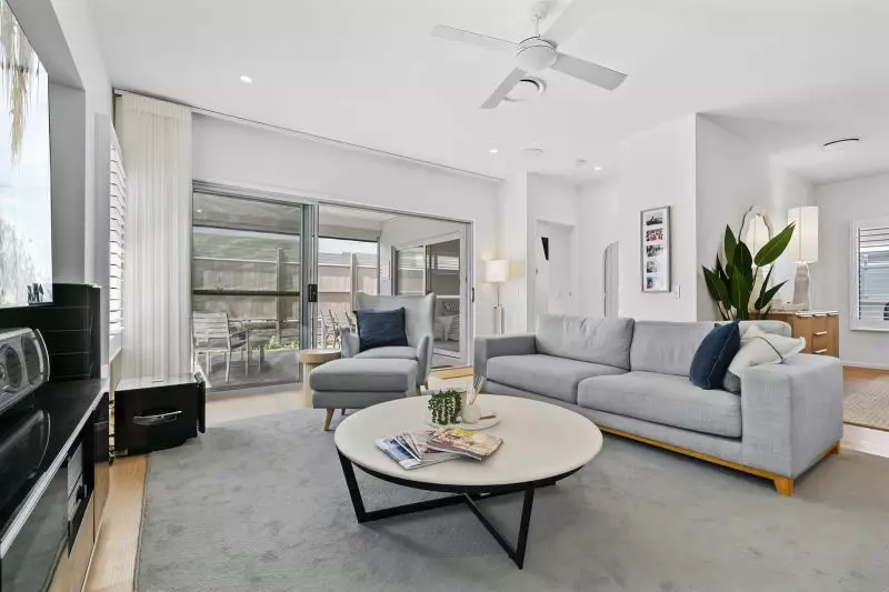 Established Sequoia IN IMMACULATE CONDITION