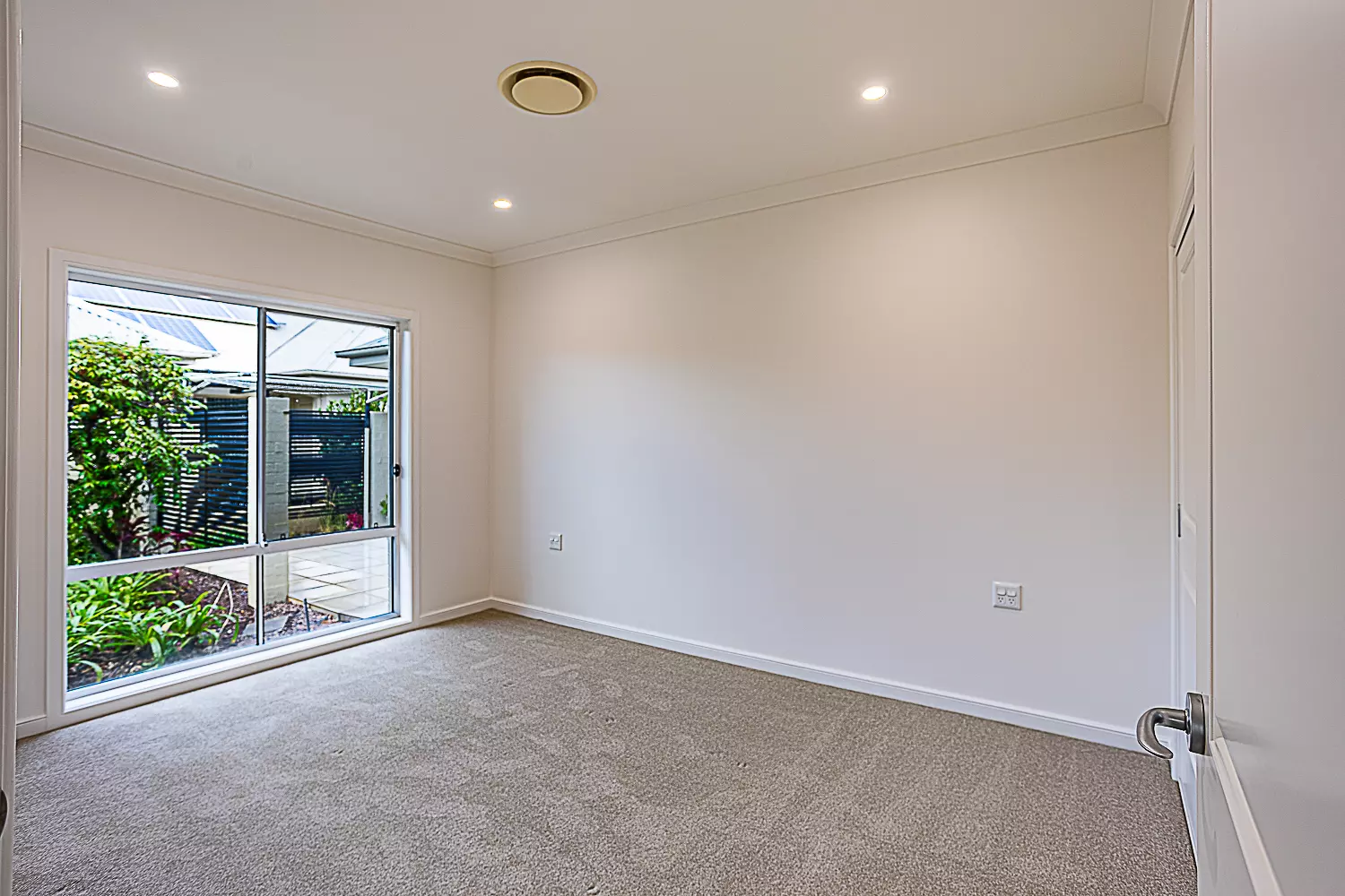 Van Gogh- by Palm Lake Resort Tea Gardens